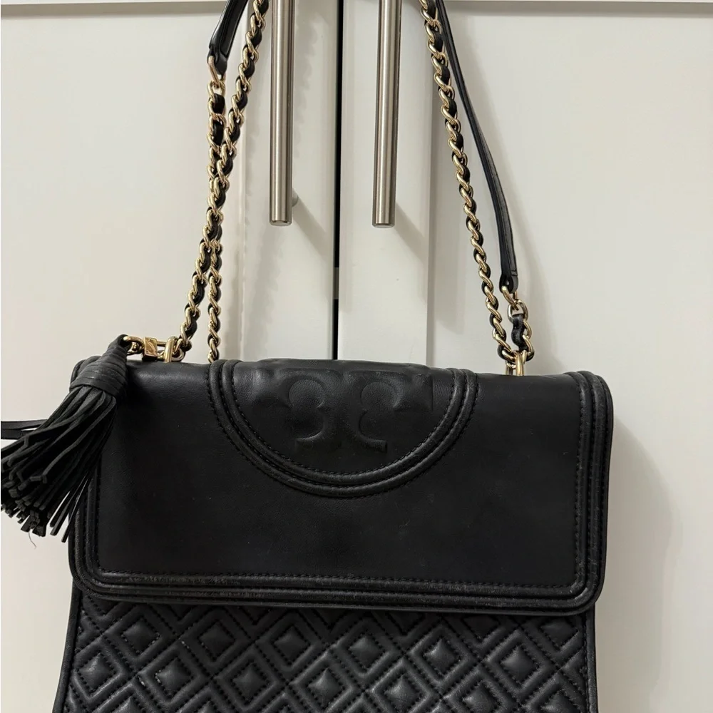 Tory Burch Large Black Matte Fleming Quilted Convertible Leather Shoulder Bag